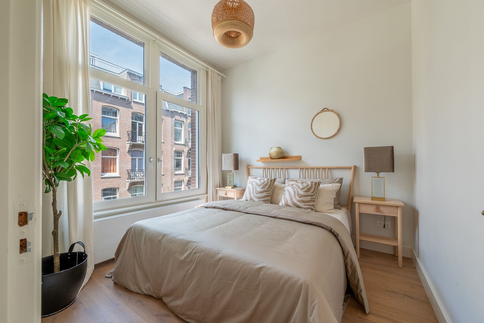 Foto 21 van Valeriusstraat 245-2