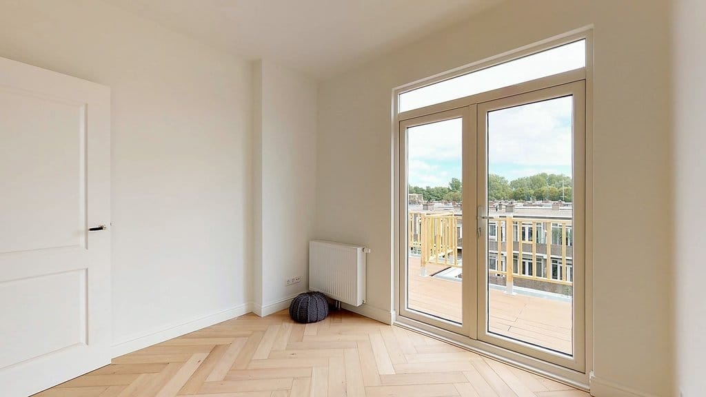 Photo 11 of Stuyvesantstraat 277