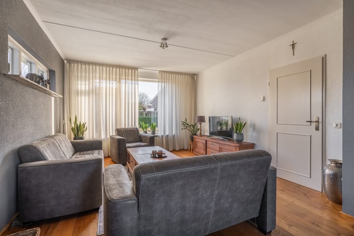 Foto 8 van Velgtstraat 15