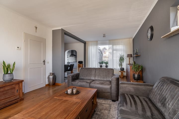 Foto 10 van Velgtstraat 15