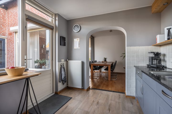 Foto 13 van Velgtstraat 15