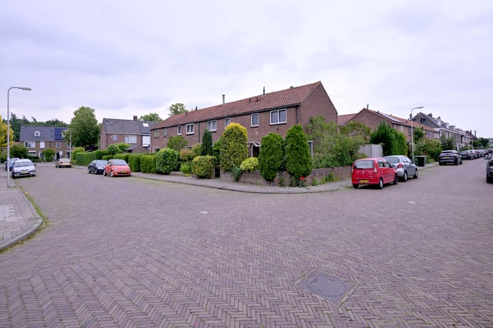 Photo 37 of Jacob van Deventerstraat 5