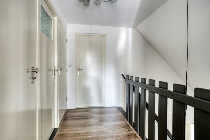 Photo 23 of Molenbeek 10