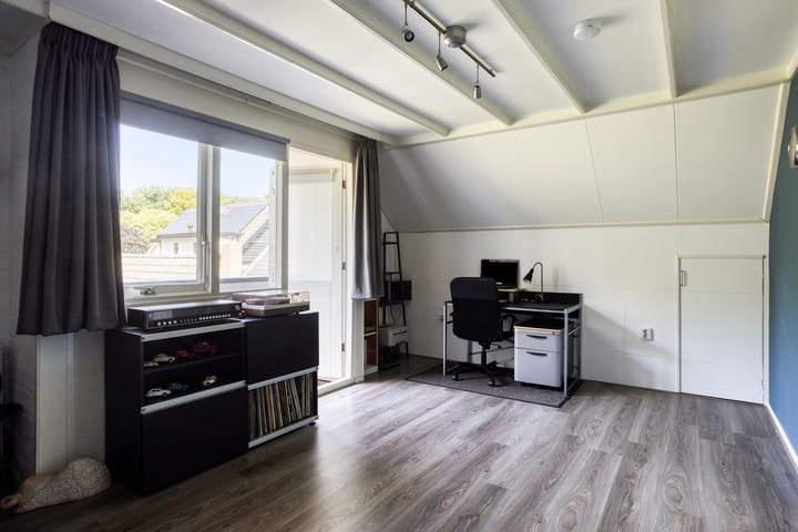 Photo 30 of Molenbeek 10