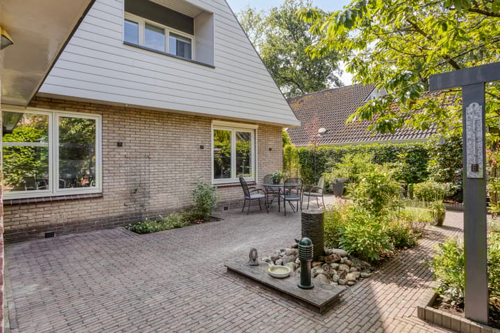 Photo 36 of Molenbeek 10