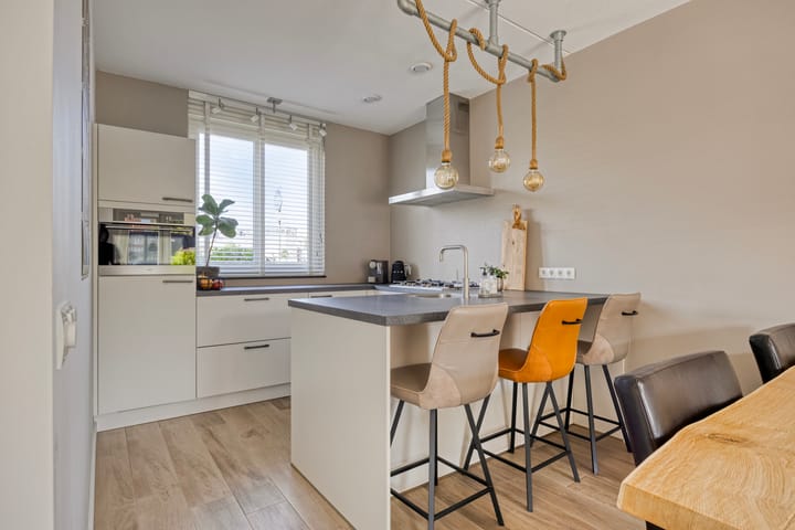 Foto 13 van Schrijvershoeve 82