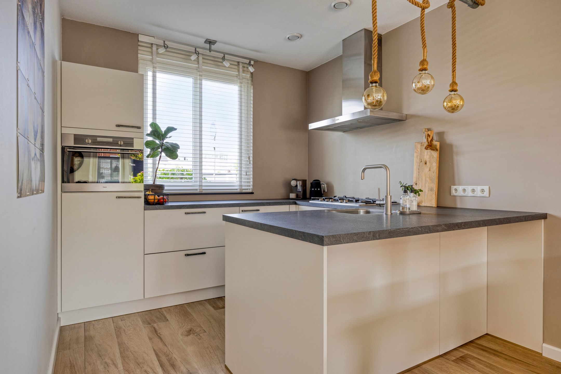 Photo 3 of Schrijvershoeve 82