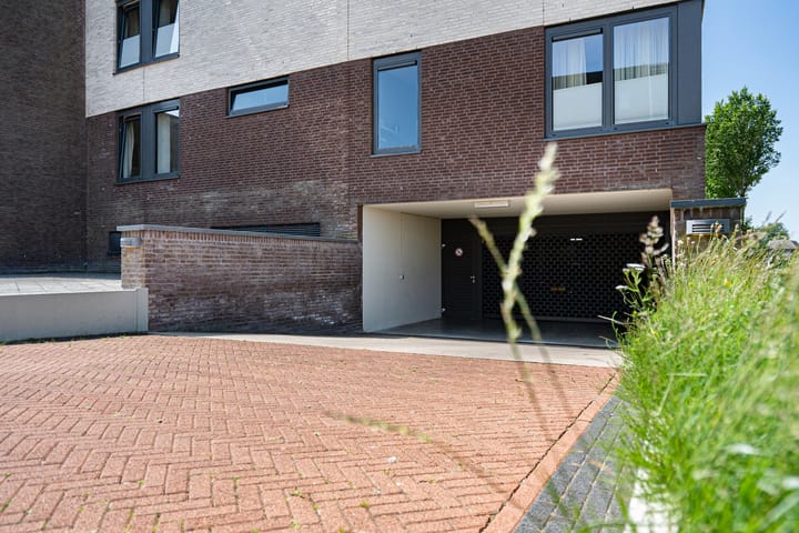 Foto 9 van Steenwijkerdiep 106