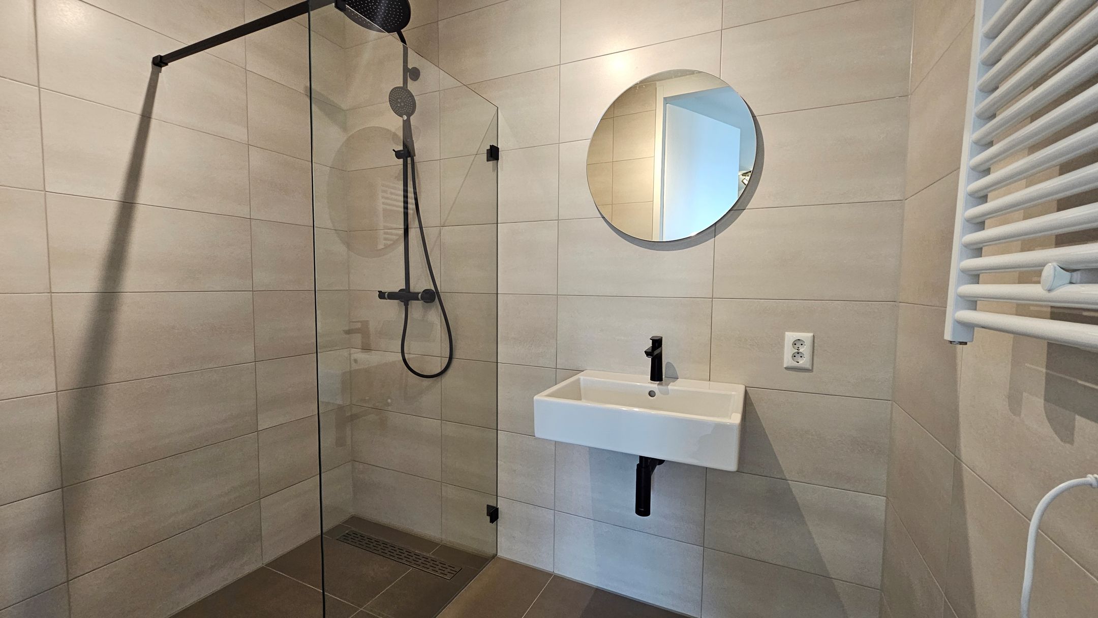 Foto 21 van Rosestraat 1345