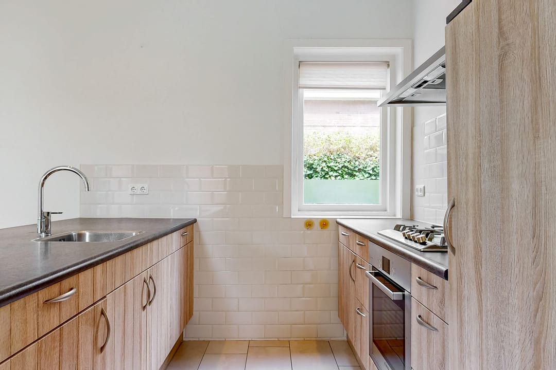 Foto 8 van Parallelweg 62