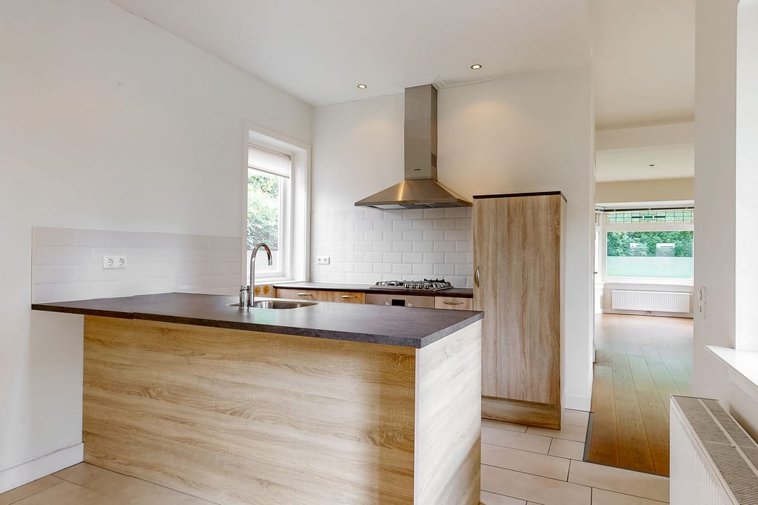 Foto 11 van Parallelweg 62