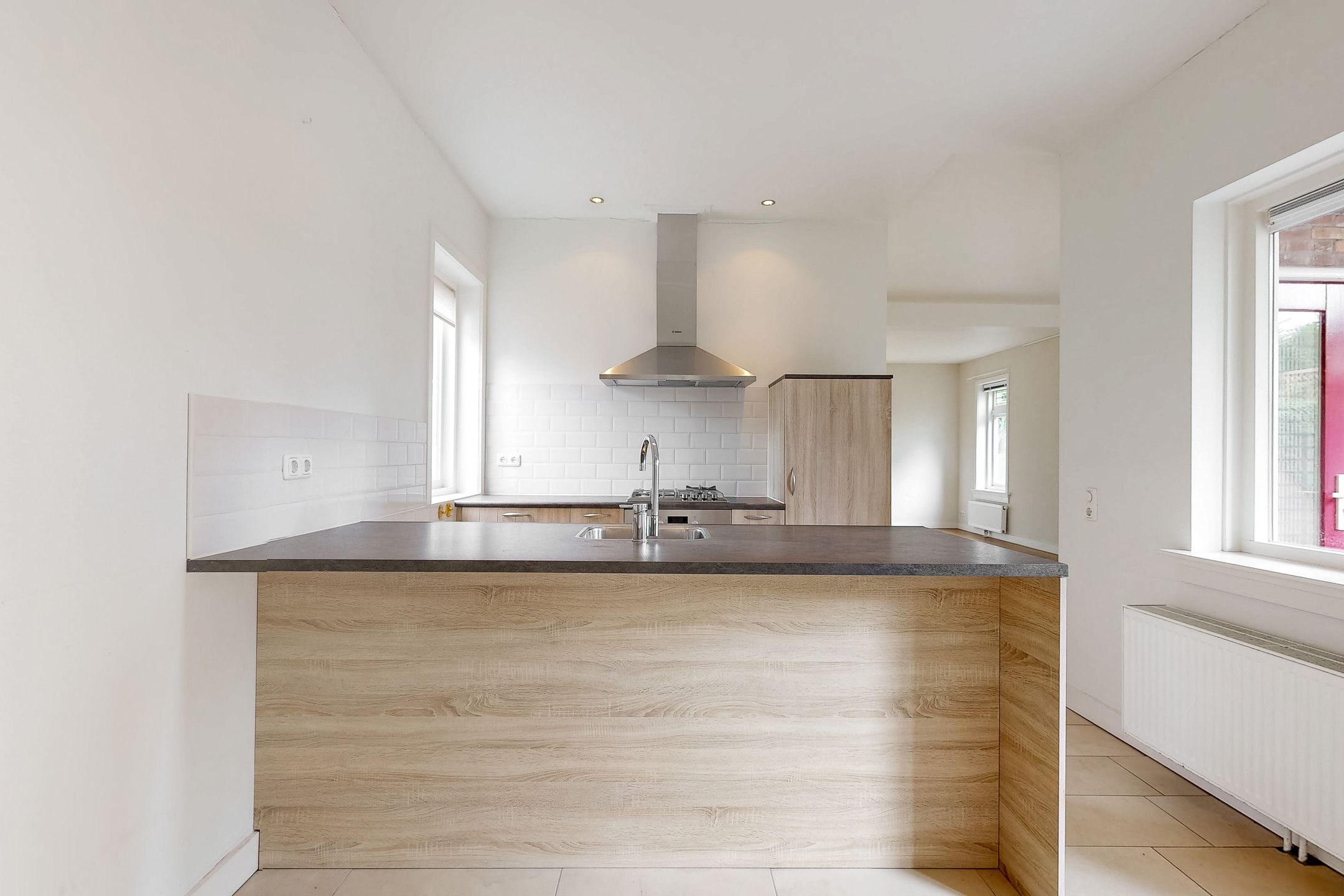 Foto 12 van Parallelweg 62