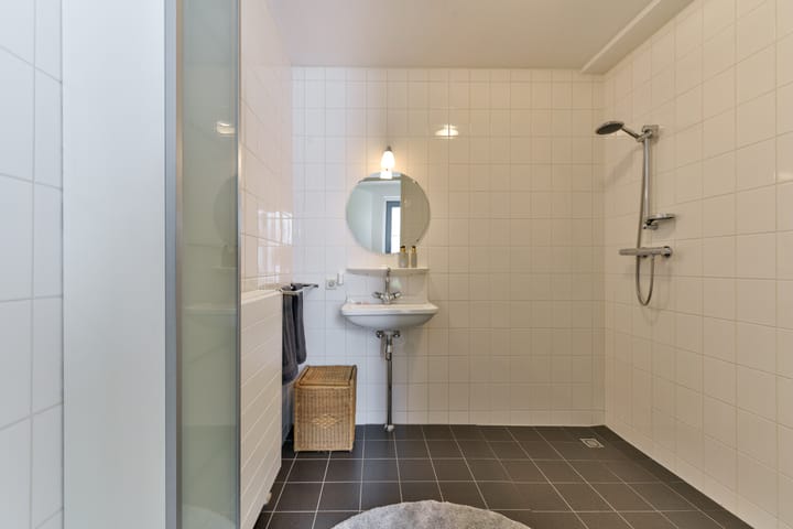 Foto 16 van Ed Hoorniklaan 16