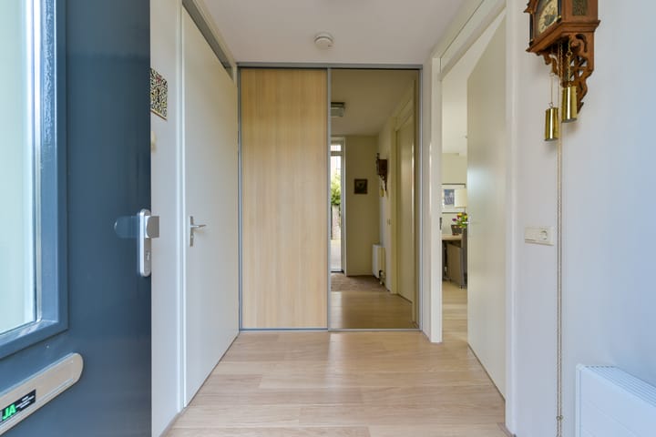 Foto 17 van Ed Hoorniklaan 16