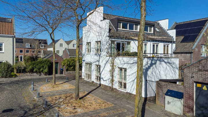 Foto 26 van Ed Hoorniklaan 16