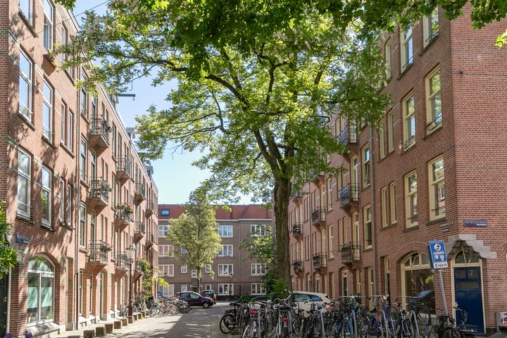 Foto 2 van Rochussenstraat 11-3