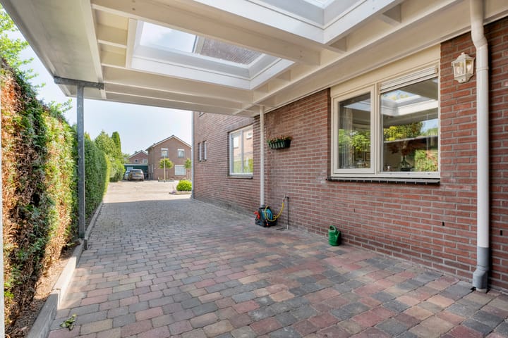 Foto 3 van Meidoorn 15