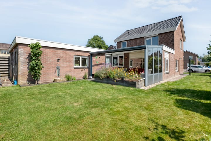 Foto 28 van Meidoorn 15