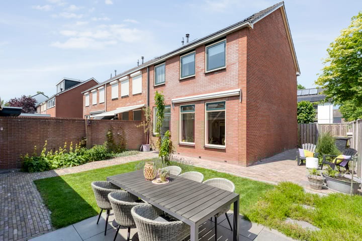 Photo 37 of Broekmaten 26