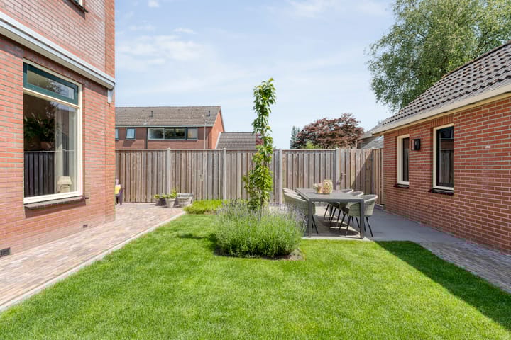 Photo 41 of Broekmaten 26