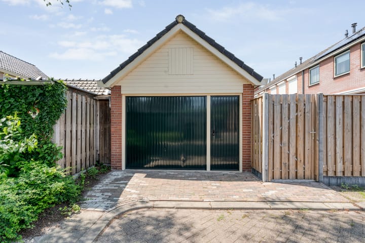 Photo 42 of Broekmaten 26