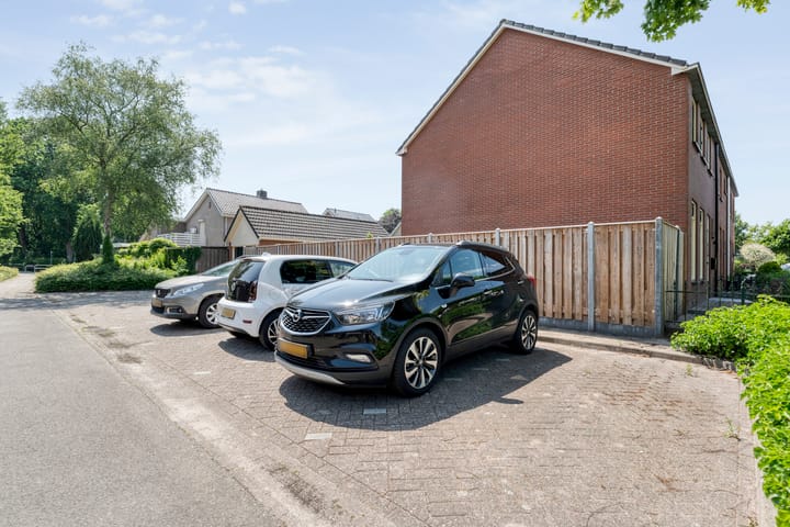 Photo 46 of Broekmaten 26