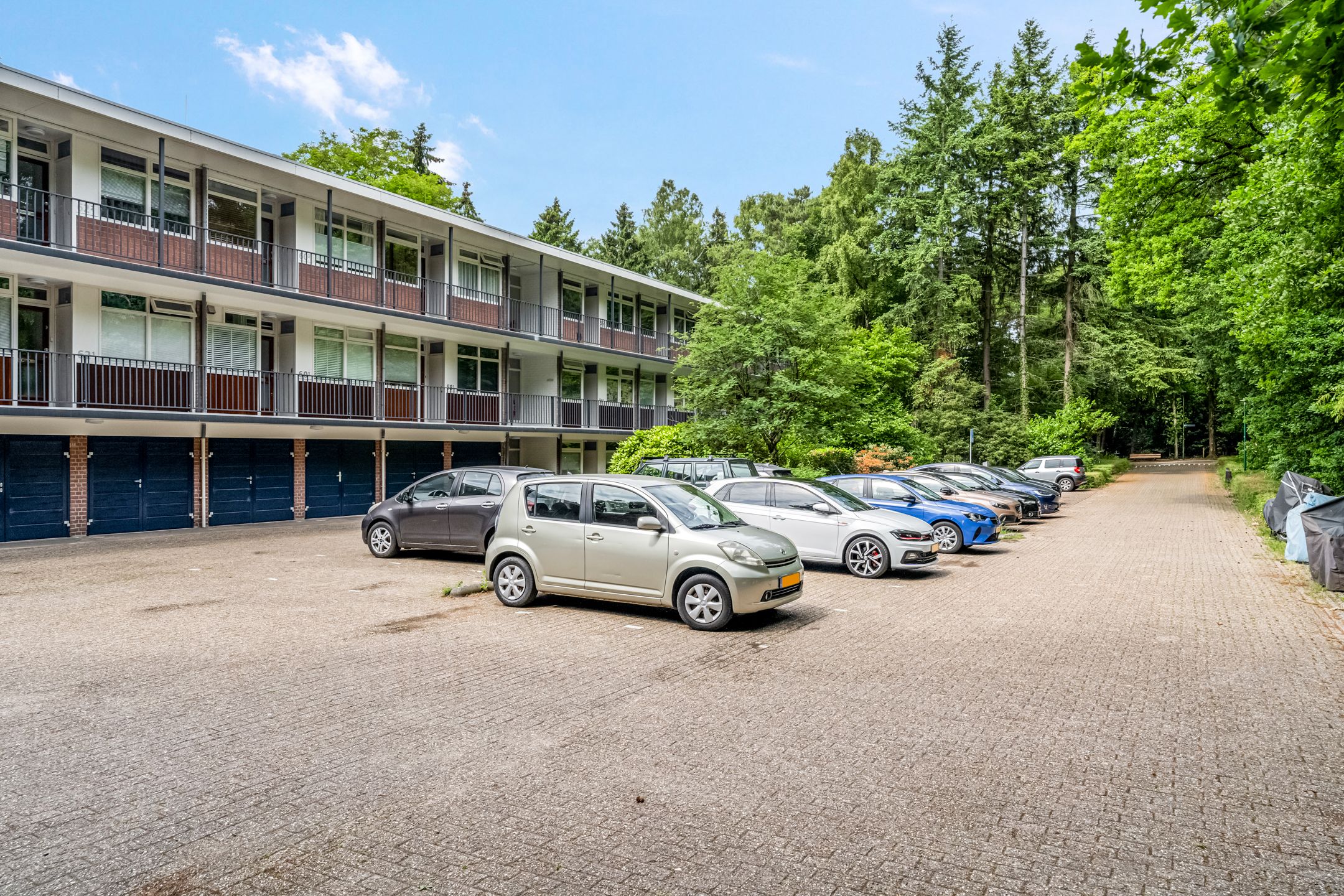 Photo 24 of M.C.Verloopweg 52-II