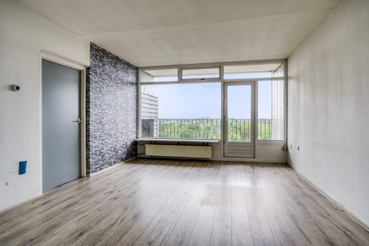 Foto 3 van Tjaarda 382