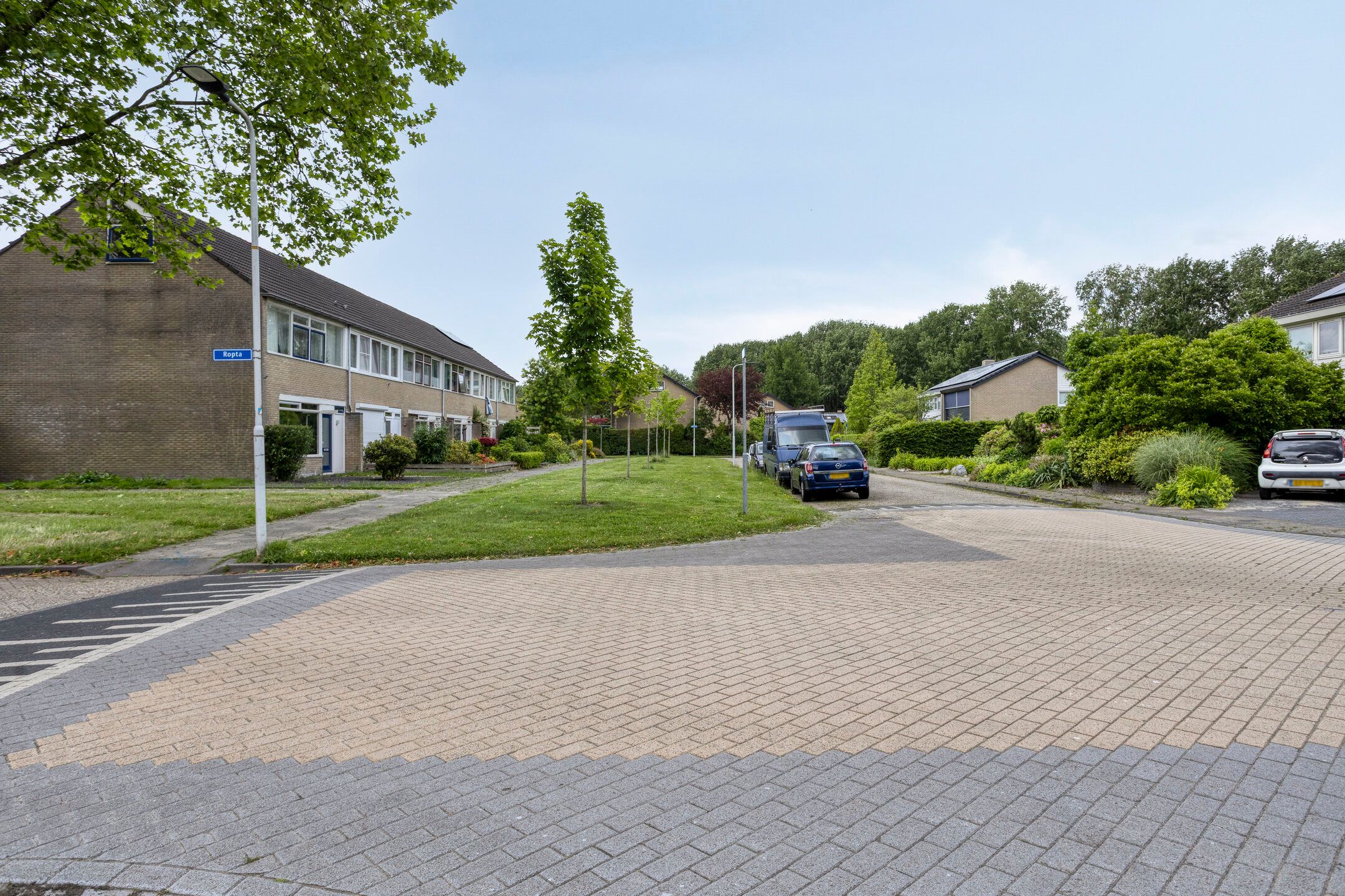 Foto 30 van Tjaarda 382