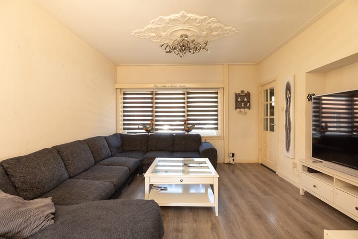 Photo 6 of Eksterstraat 18