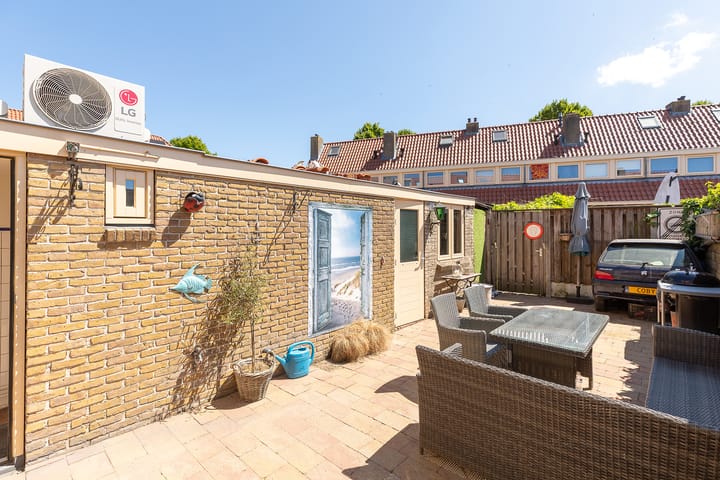 Photo 24 of Eksterstraat 18