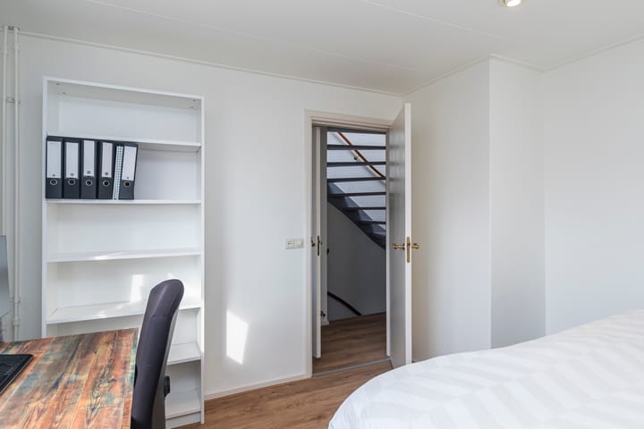 Foto 25 van Perzikenstraat 6