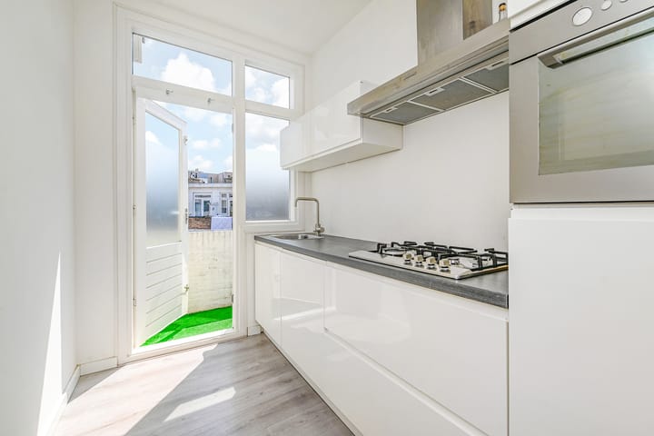 Photo 3 of Lisztstraat 36