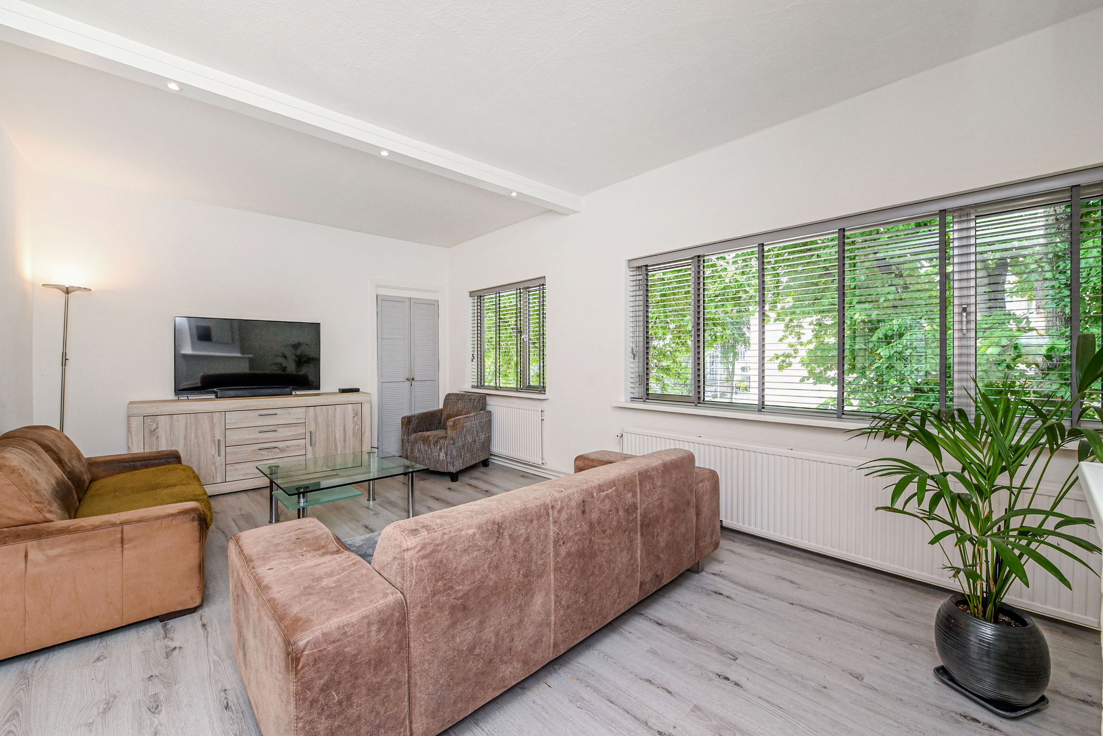 Photo 15 of Lisztstraat 36