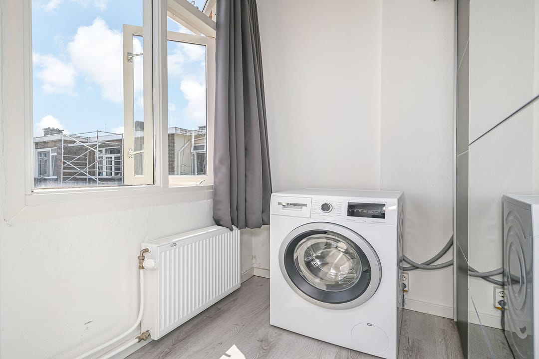 Photo 26 of Lisztstraat 36