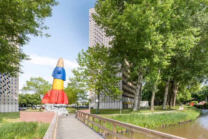 Photo 30 of Tjaarda 374