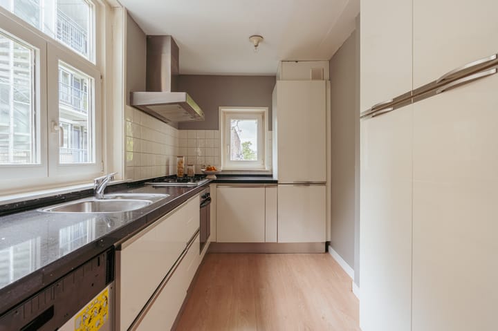 Photo 8 of Kinkerstraat 102-2