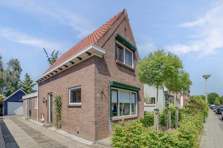 Foto 2 van Alexanderstraat 11