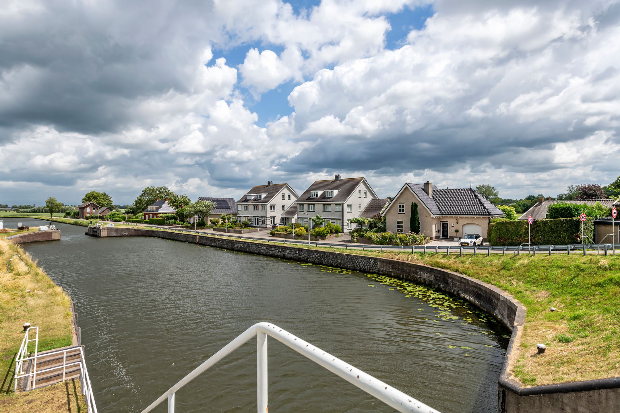 Foto 3 van Sluisweg 1-A