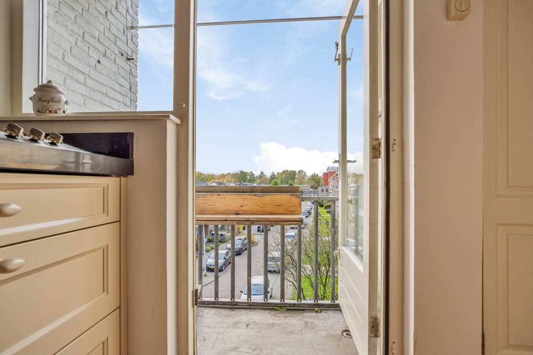 Foto 16 van Charlotte de Bourbonstraat 72