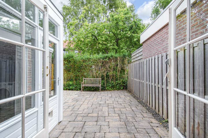 Foto 15 van Frederik van Eedenstraat 66