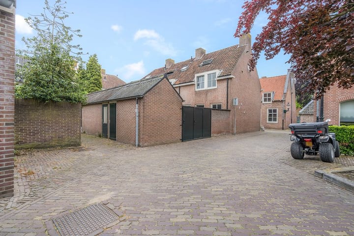 Photo 2 of Zustersteeg 6