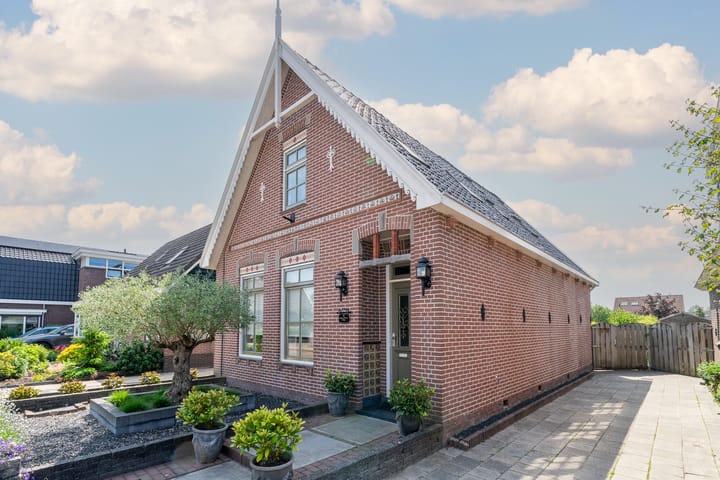 Photo 1 of Hoofdstraat 82