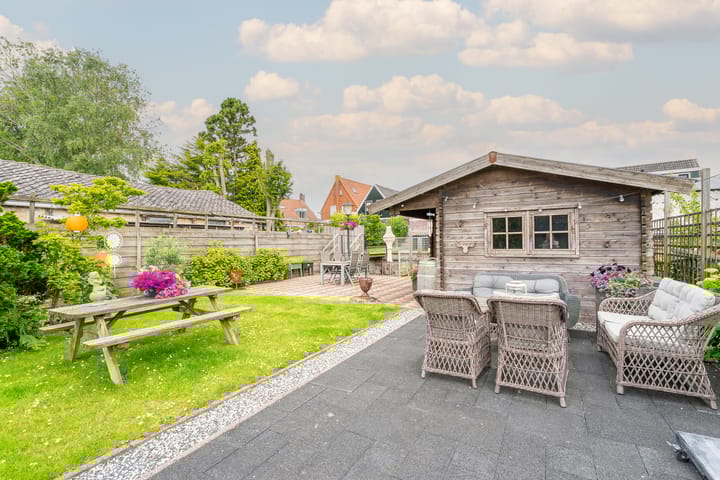 Photo 34 of Hoofdstraat 82