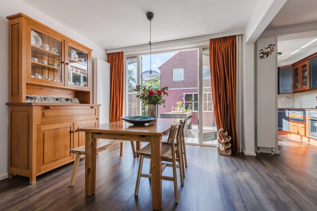 Photo 13 of Johan Vermeerkade 11