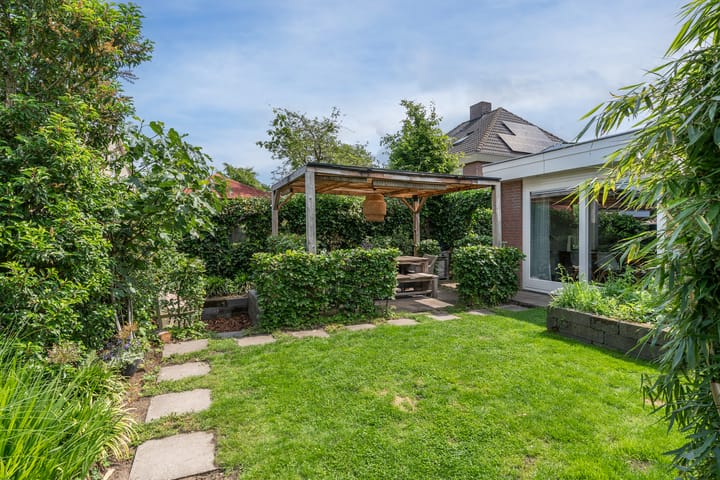 Foto 28 van Kamperfoeliestraat 28