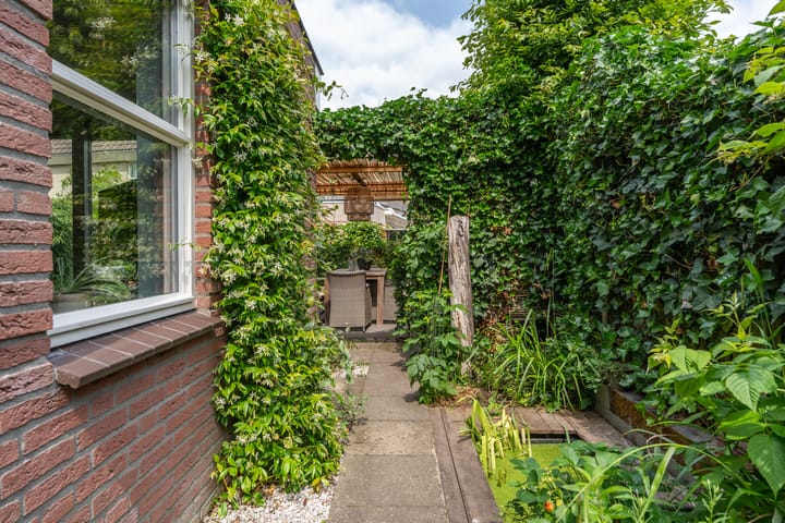 Foto 33 van Kamperfoeliestraat 28