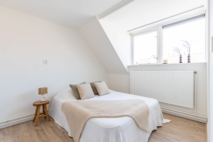 Foto 28 van Barent Fockesstraat 35