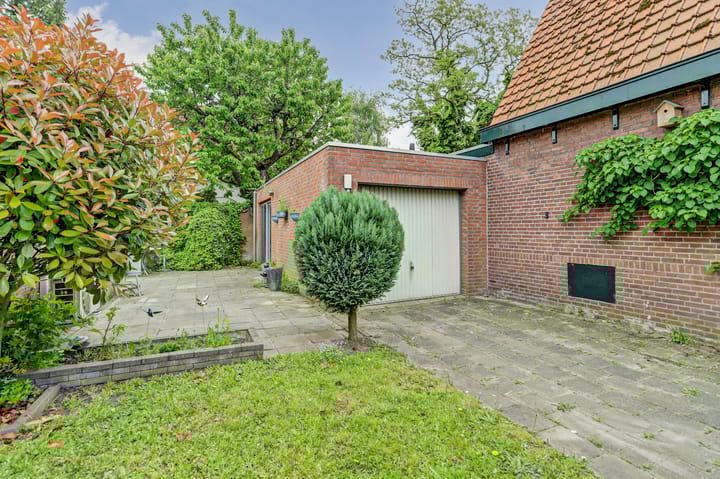 Foto 33 van Burgemeester Smeelelaan 27