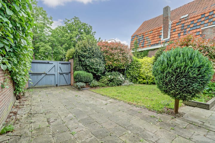 Foto 34 van Burgemeester Smeelelaan 27